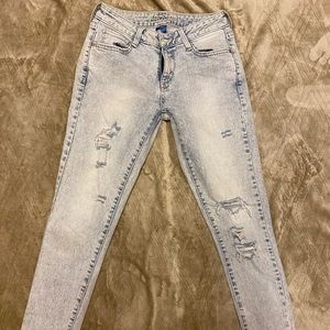 Arizona Jean co distressed jeans